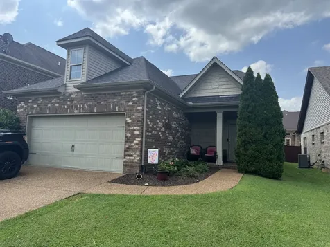 103 England Place Hendersonville TN 37075