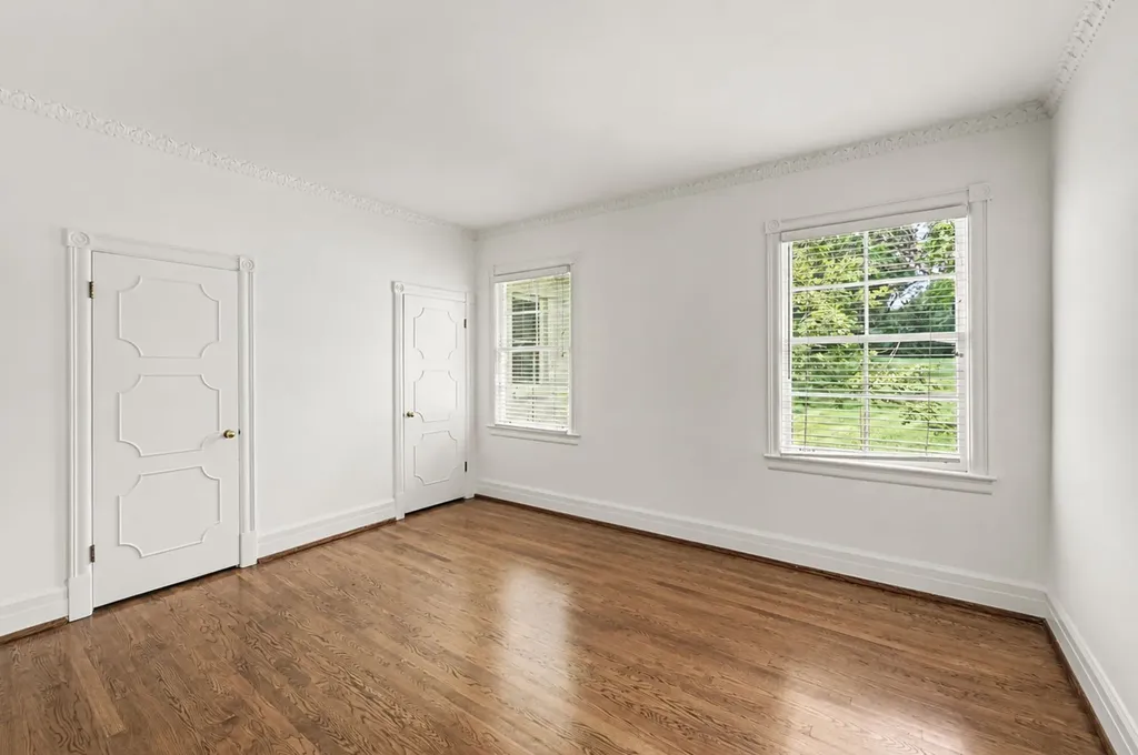 6111 Hickory Valley Road Nashville TN 37205