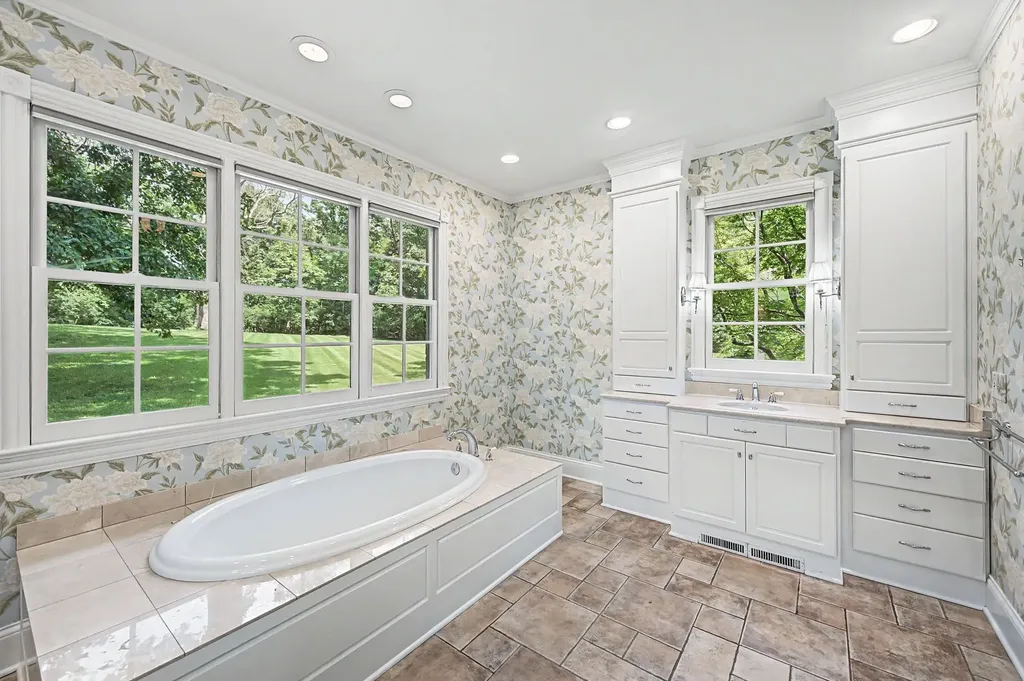 6111 Hickory Valley Road Nashville TN 37205