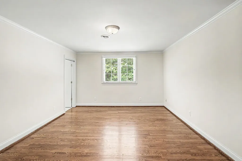 6111 Hickory Valley Road Nashville TN 37205