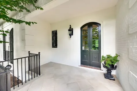 6111 Hickory Valley Road Nashville TN 37205