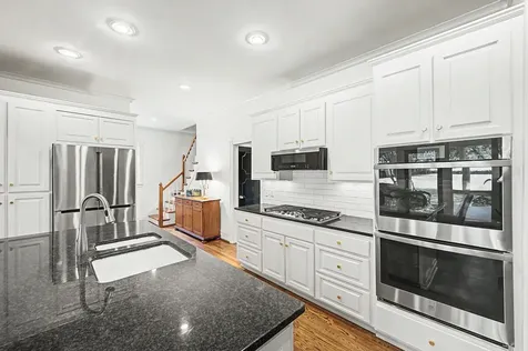 6111 Hickory Valley Road Nashville TN 37205