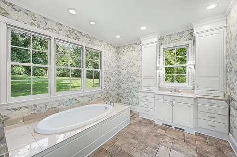 6111 Hickory Valley Road Nashville TN 37205