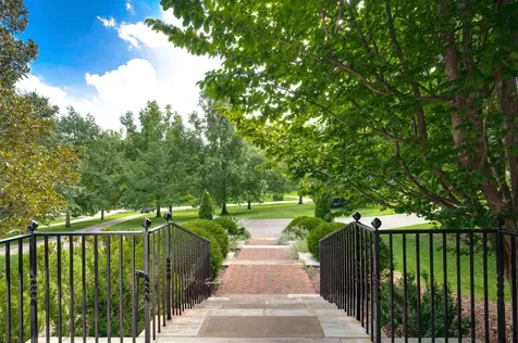 6111 Hickory Valley Road Nashville TN 37205