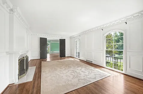6111 Hickory Valley Road Nashville TN 37205