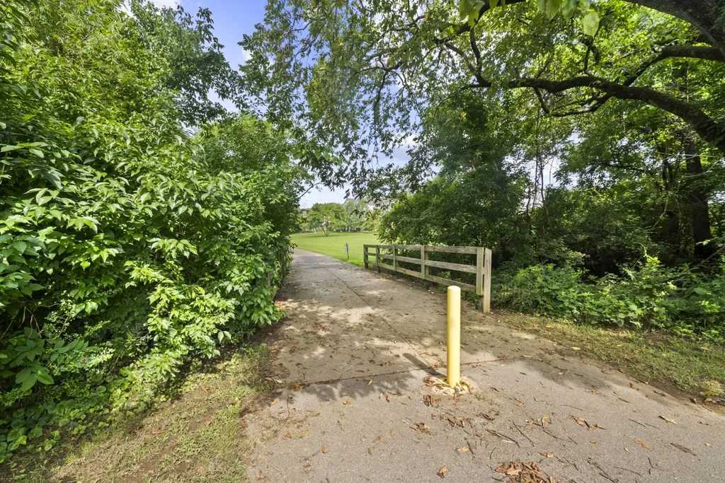 8205 Lenox Creekside Drive Antioch TN 37013