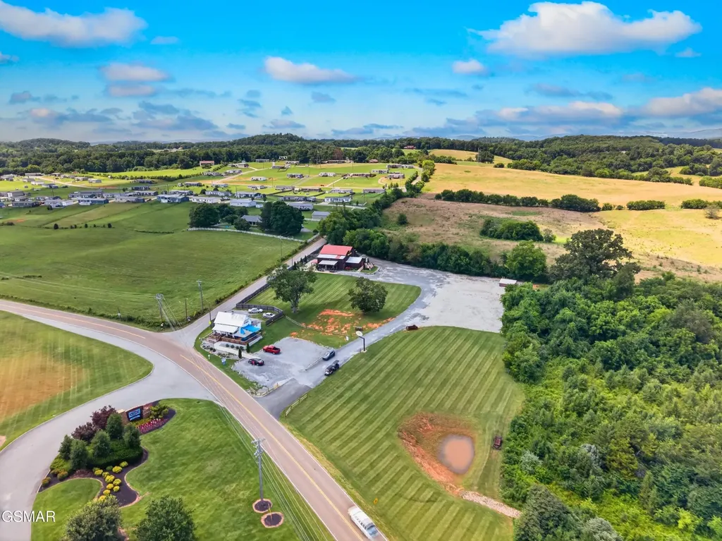 1686 Tennessee 139 Dandridge TN 37725