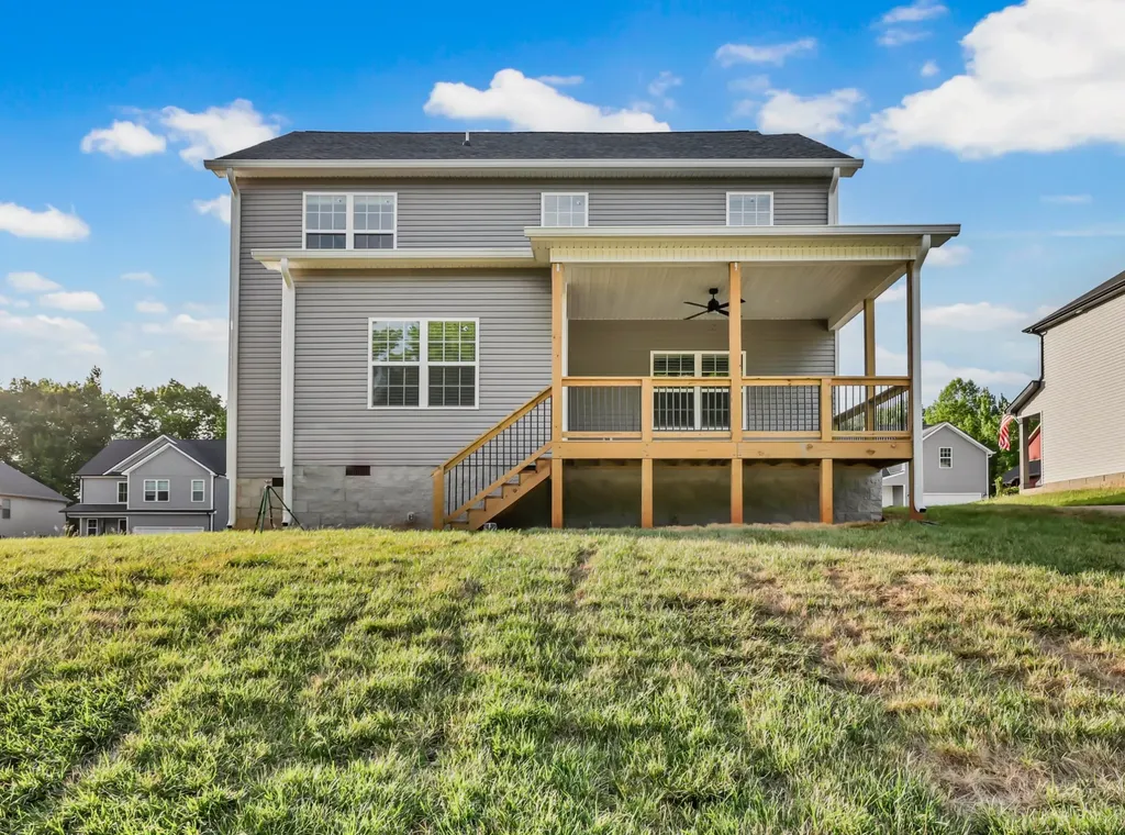 1232 Boulder Pass Clarksville TN 37040