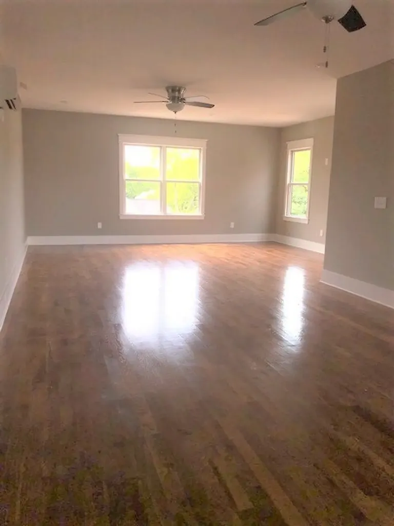 1721 3rd Ave, N Nashville TN 37208