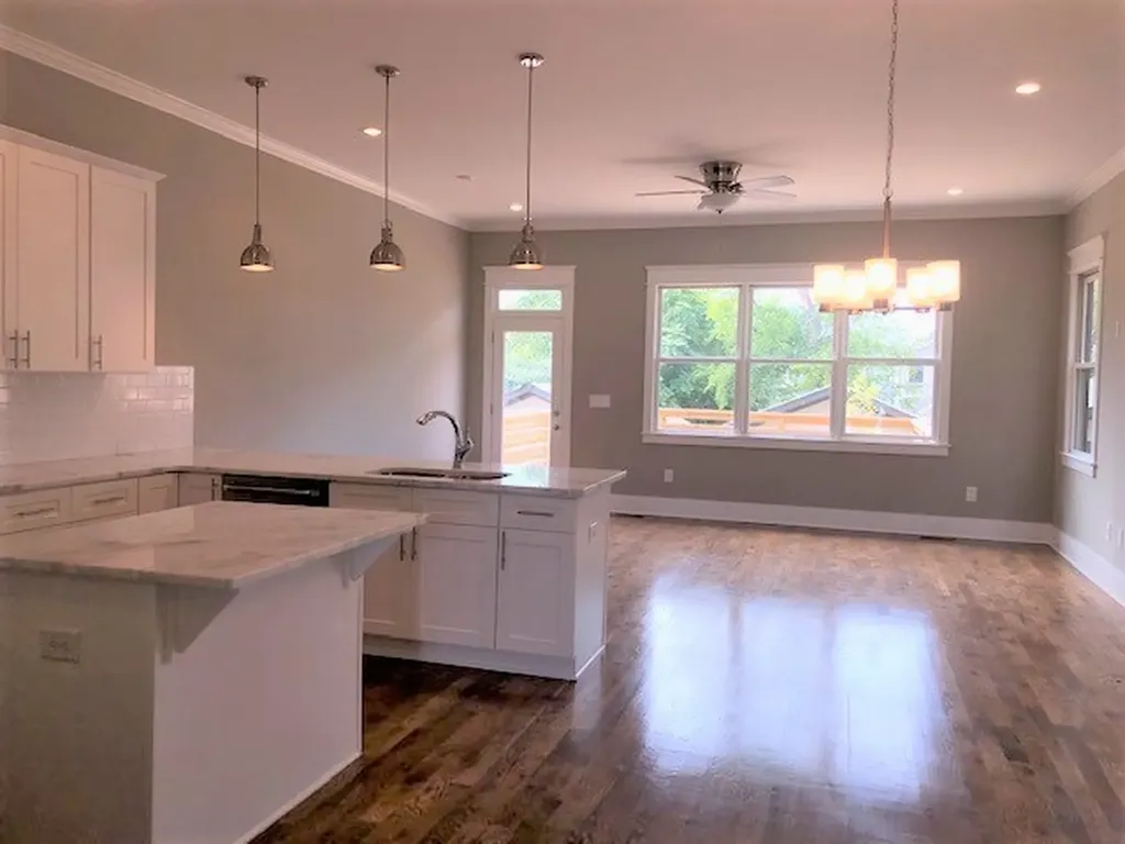 1721 3rd Ave, N Nashville TN 37208