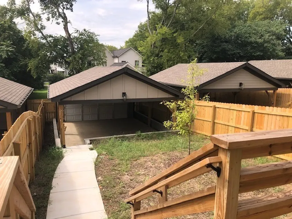 1721 3rd Ave, N Nashville TN 37208