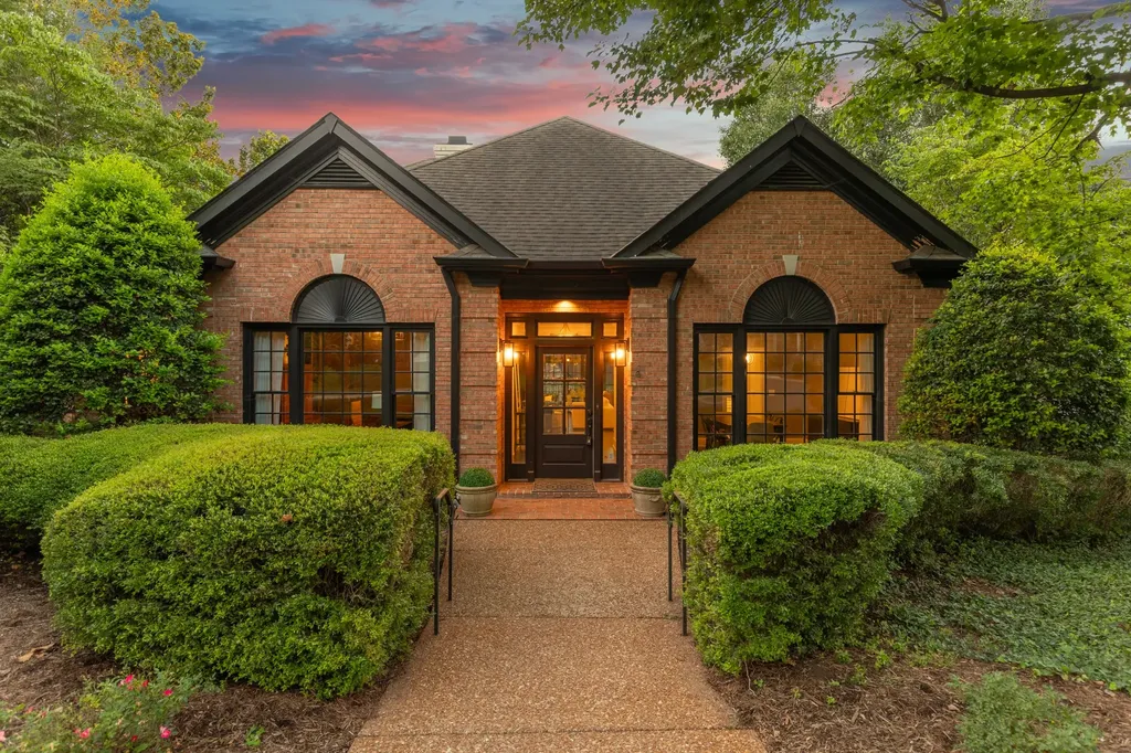 38 Erwin Court Nashville TN 37205