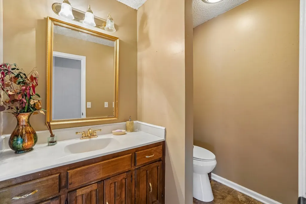 204 Montchanin Road Old Hickory TN 37138