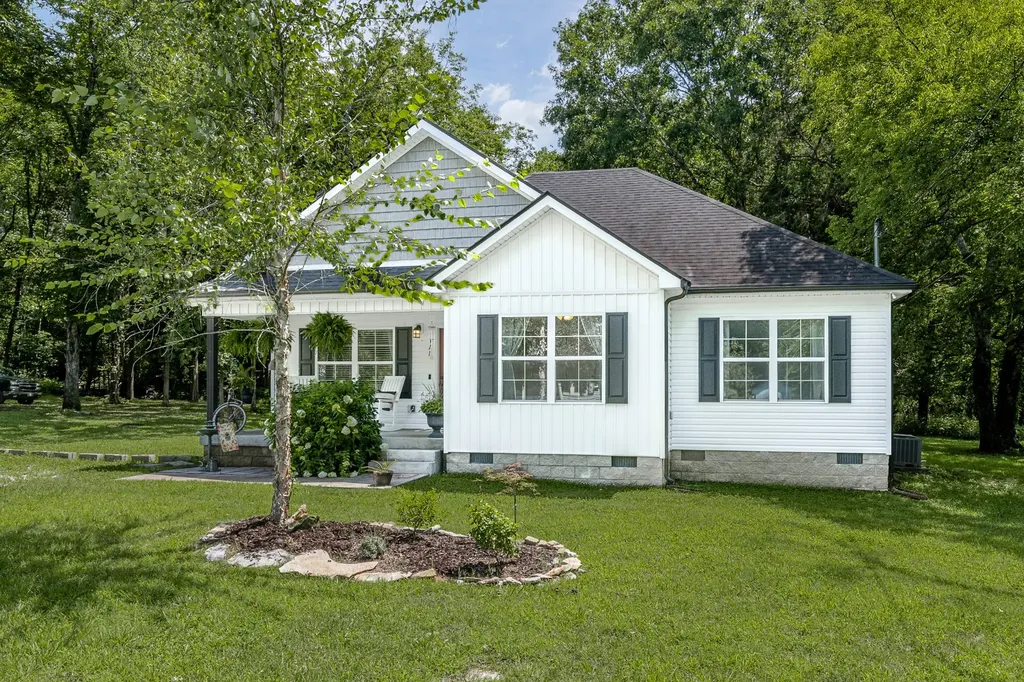 371 Holly Grove Road Lewisburg TN 37091