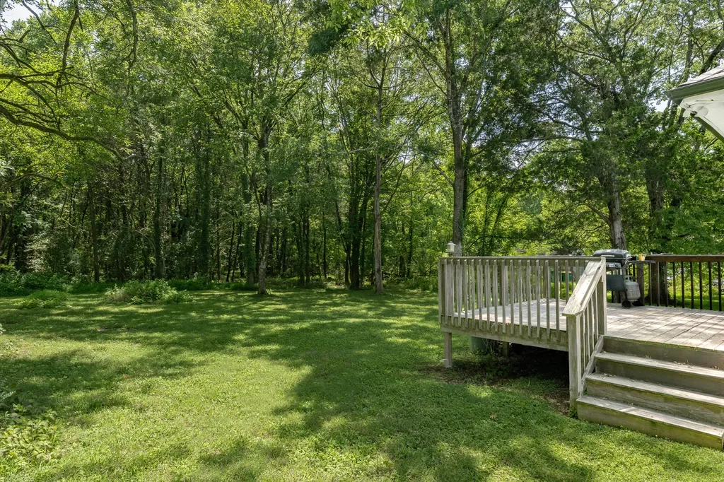 371 Holly Grove Road Lewisburg TN 37091