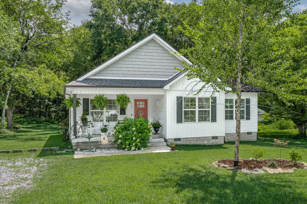 371 Holly Grove Road Lewisburg TN 37091