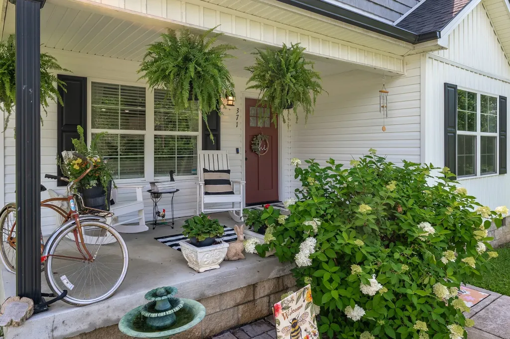 371 Holly Grove Road Lewisburg TN 37091