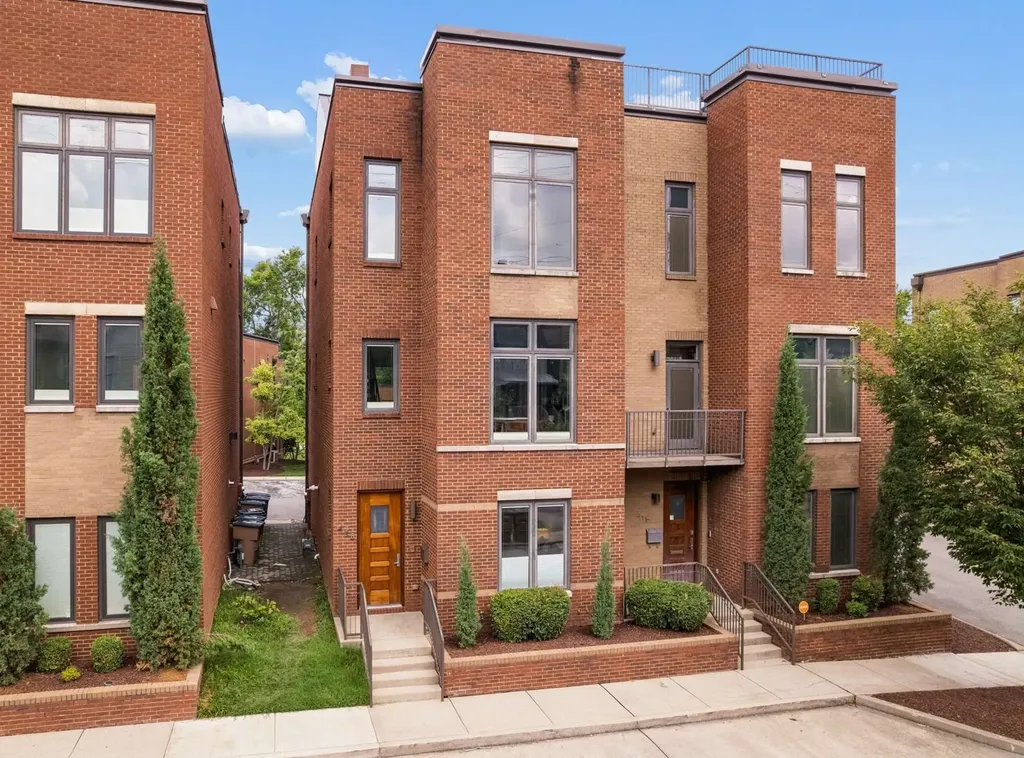 418 Van Buren Street Nashville TN 37208