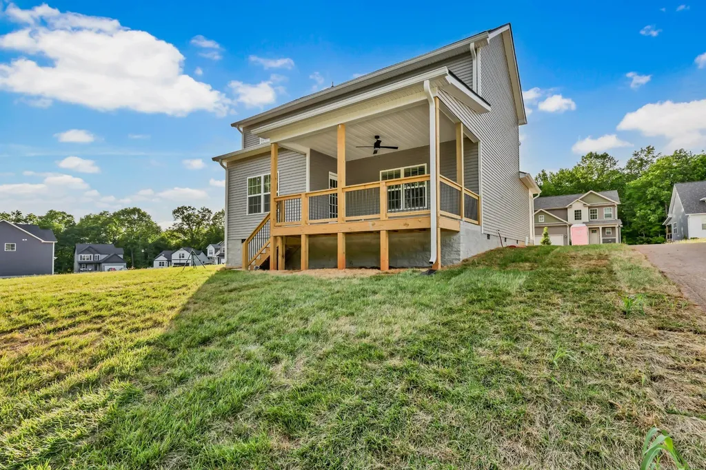 528 Canyon View Court Clarksville TN 37040