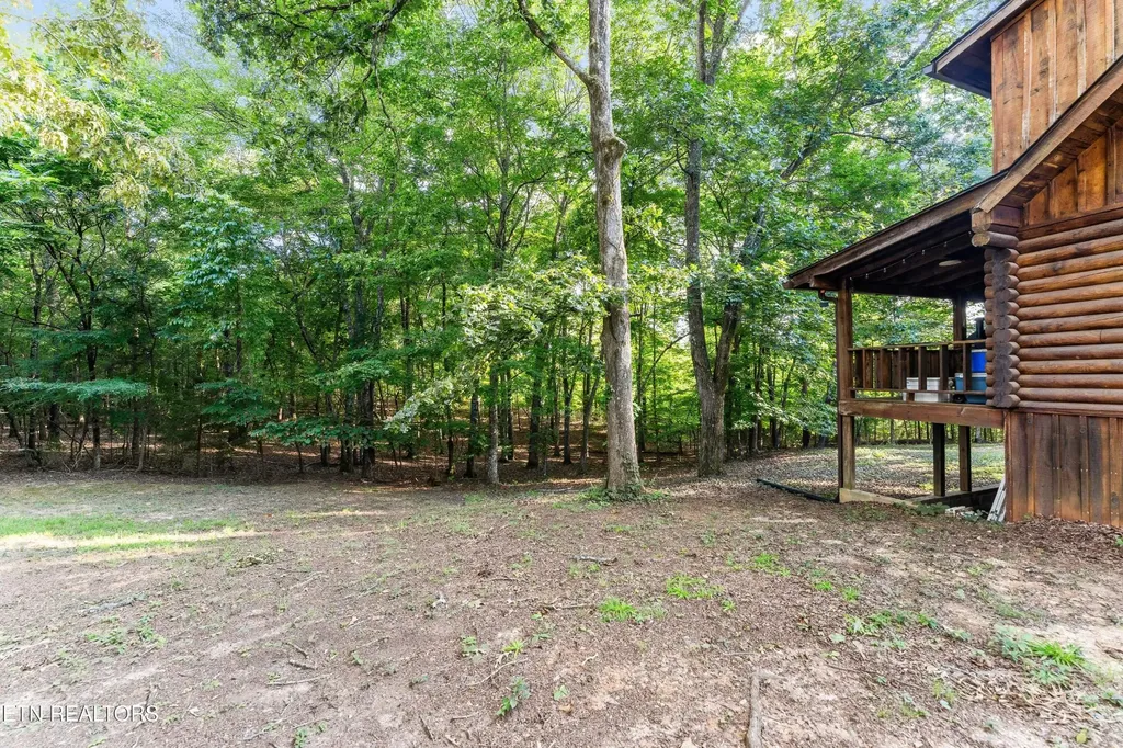 9809 Fairview Road Lenoir City TN 37772