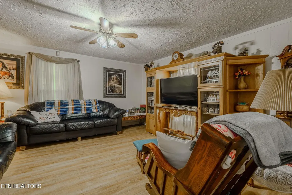 1208 Bales Road Knoxville TN 37914