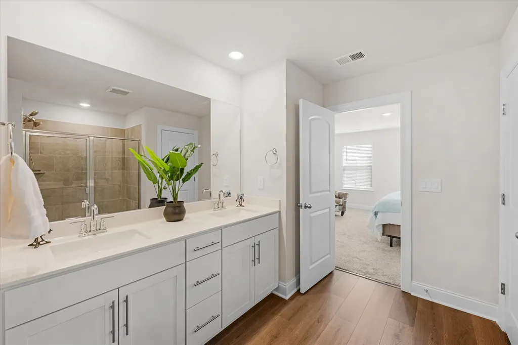 1405 Japonica Alley Hermitage TN 37076