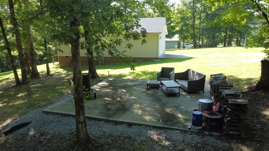 6836 Primm Springs Road Lyles TN 37098