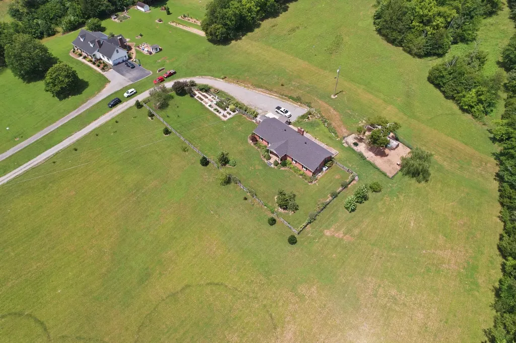 5353 Sparta Pike Watertown TN 37184