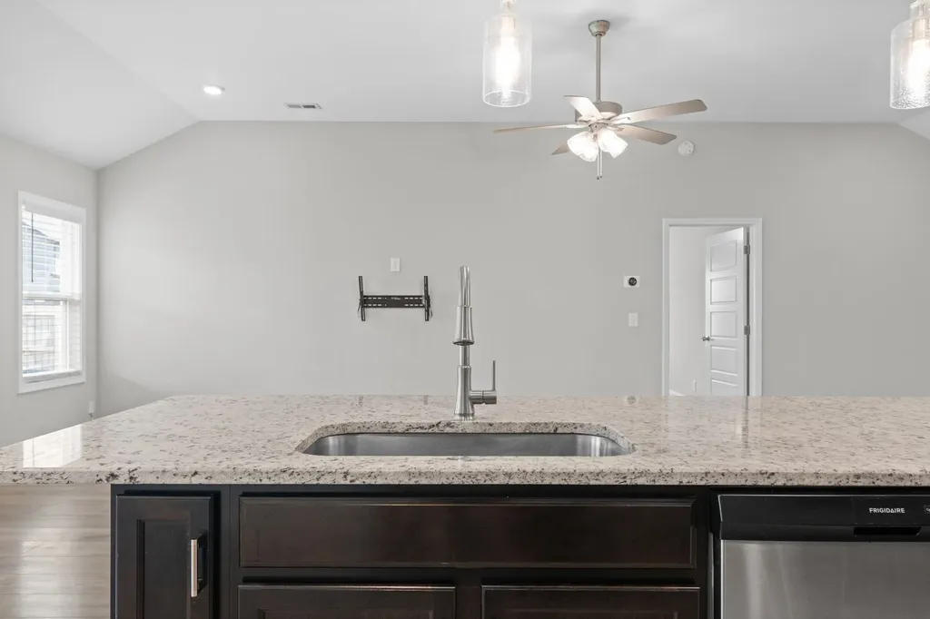 219 Clark Road Clarksville TN 37042