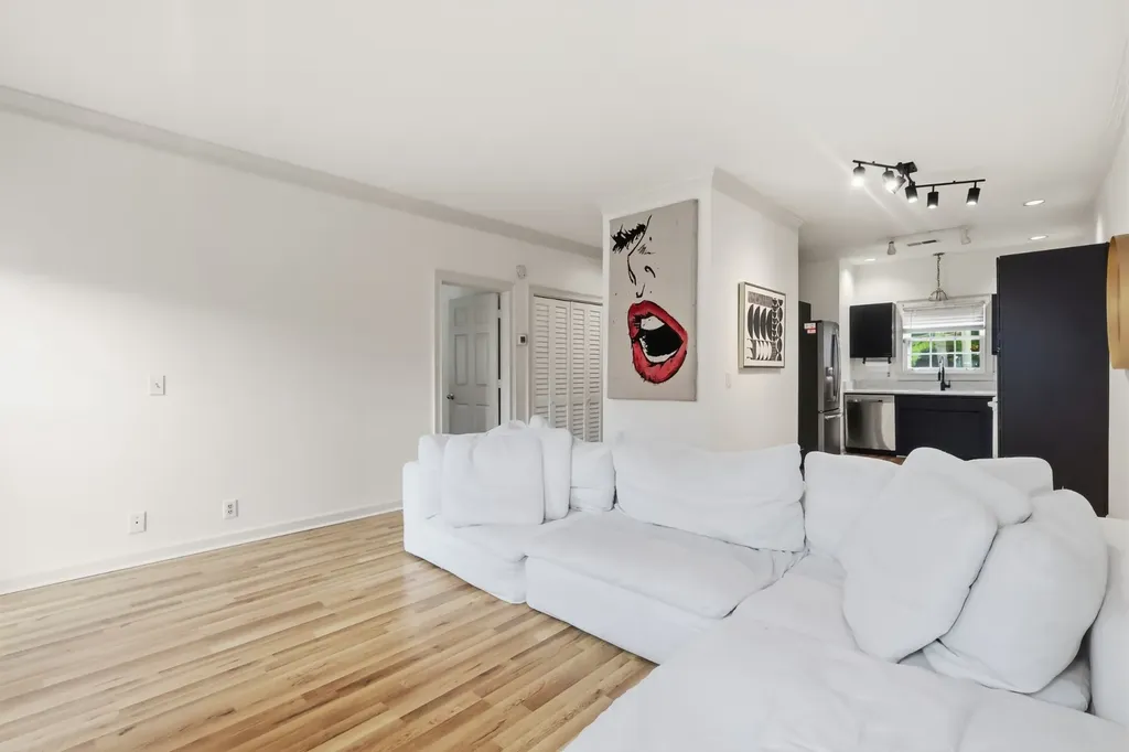 3110 W End Circle Nashville TN 37203