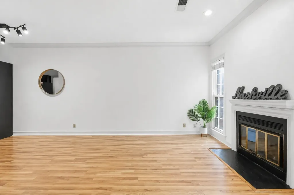 3110 W End Circle Nashville TN 37203