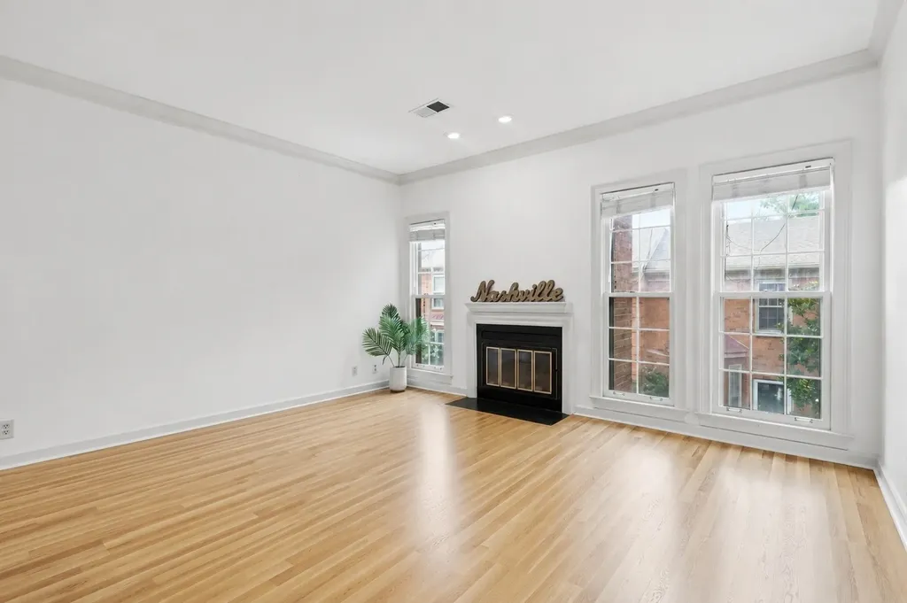 3110 W End Circle Nashville TN 37203