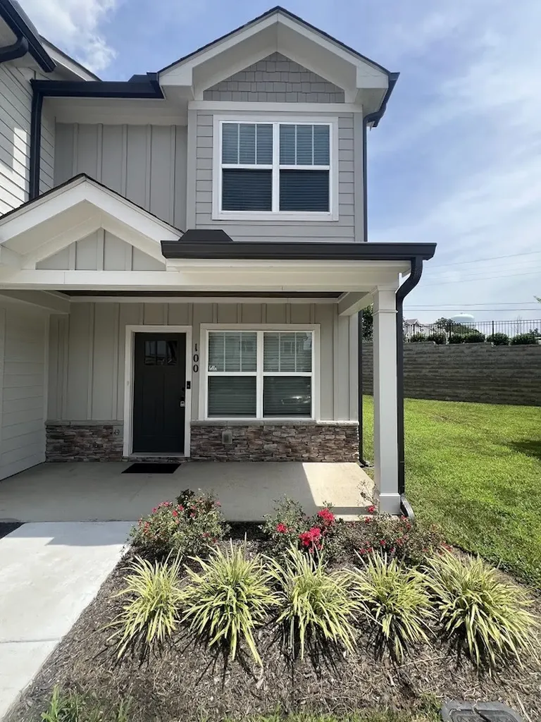 100 Bell Forge Court White Bluff TN 37187
