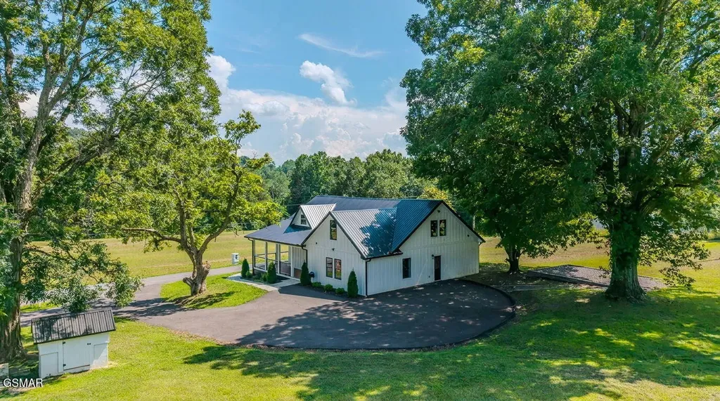 1545 Slover Springs Road Dandridge TN 37725