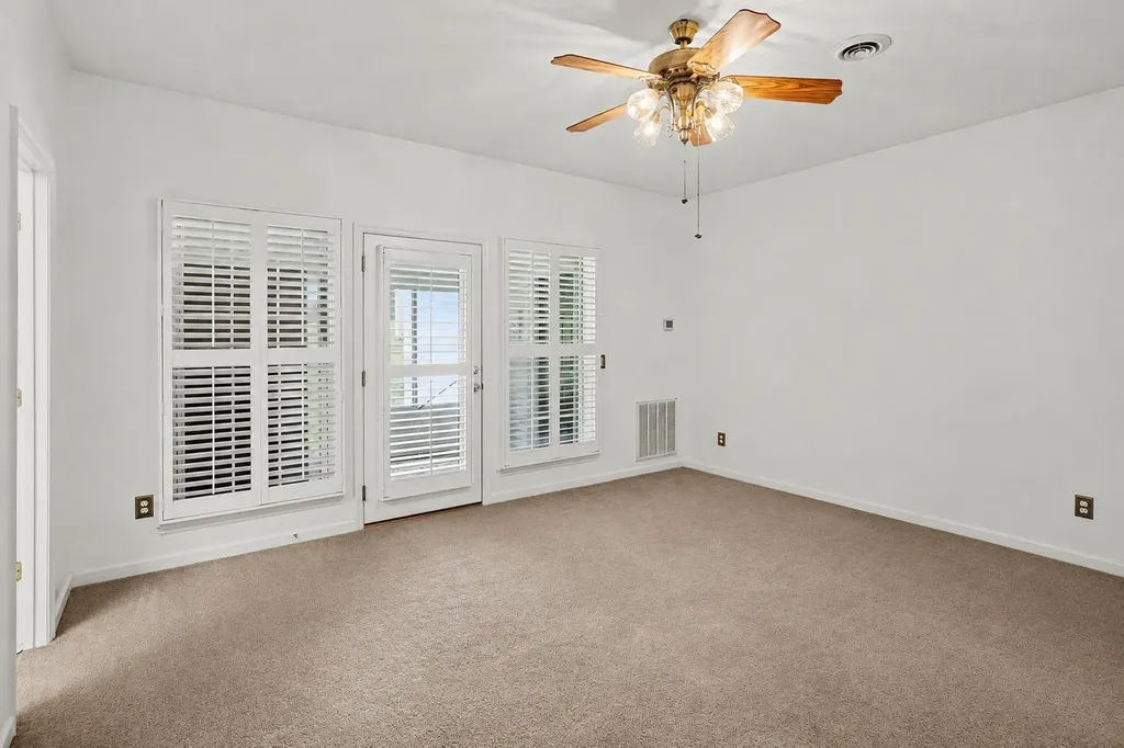 120 Eastdale Lane Dickson TN 37055