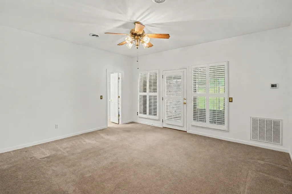 120 Eastdale Lane Dickson TN 37055