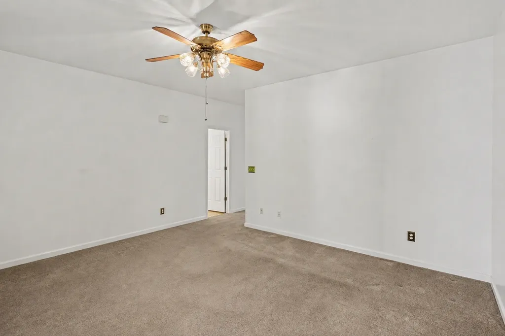 120 Eastdale Lane Dickson TN 37055