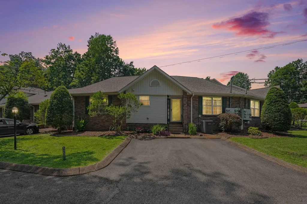 120 Eastdale Lane Dickson TN 37055