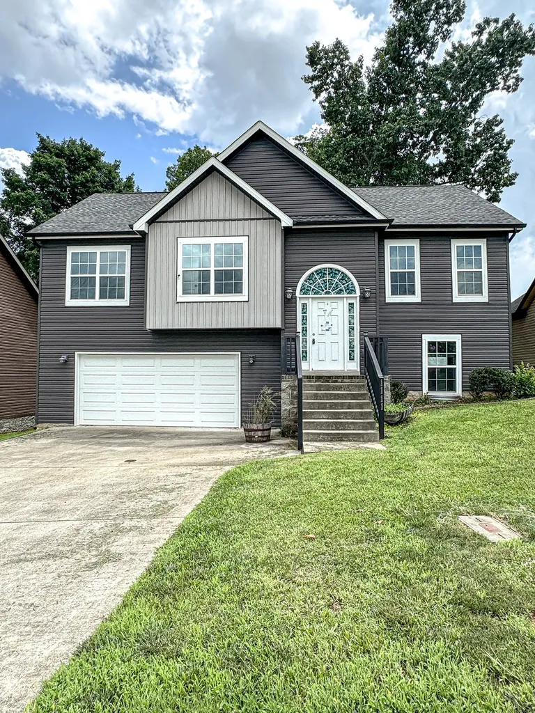 1111 Fuji Lane Clarksville TN 37040