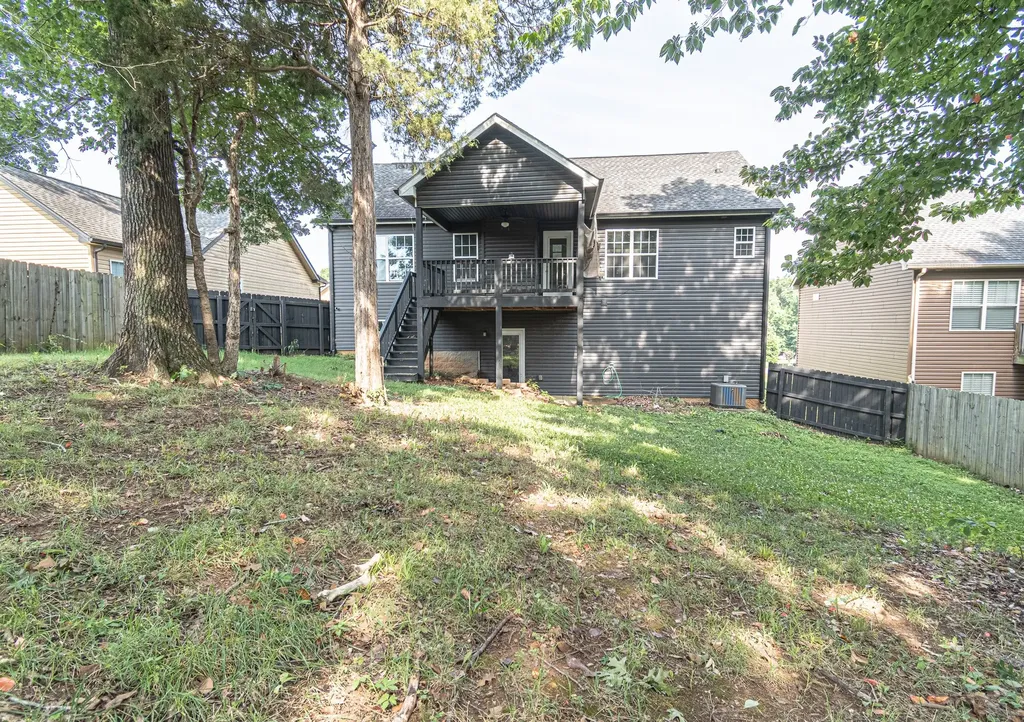 1111 Fuji Lane Clarksville TN 37040