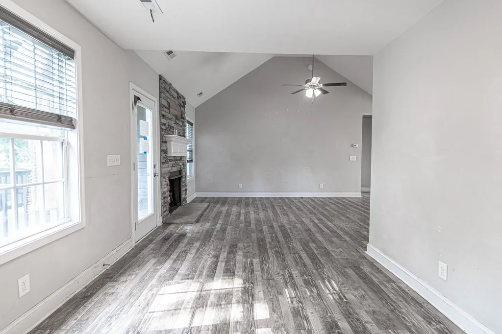 1111 Fuji Lane Clarksville TN 37040