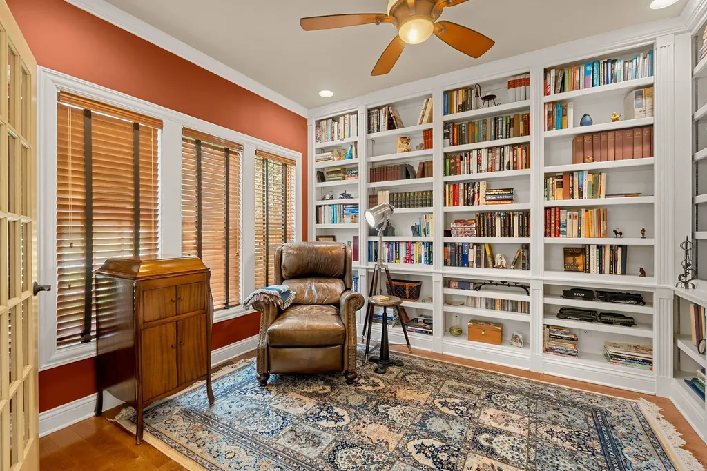 100 Lakecrest Circle Hendersonville TN 37075