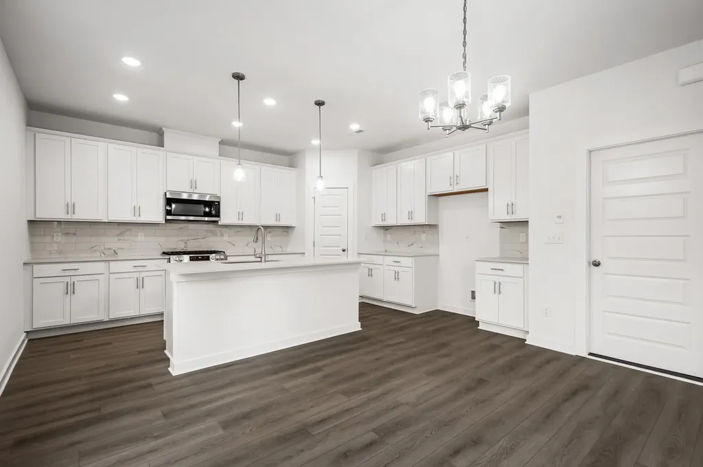 8004 Netterfield Drive White House TN 37188