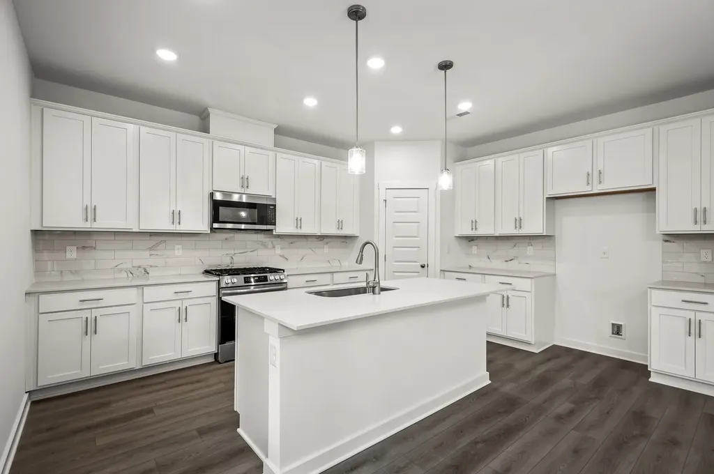 8004 Netterfield Drive White House TN 37188