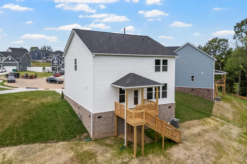 8004 Netterfield Drive White House TN 37188