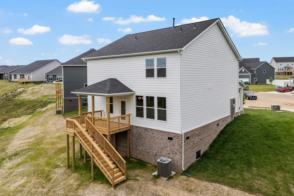 8004 Netterfield Drive White House TN 37188