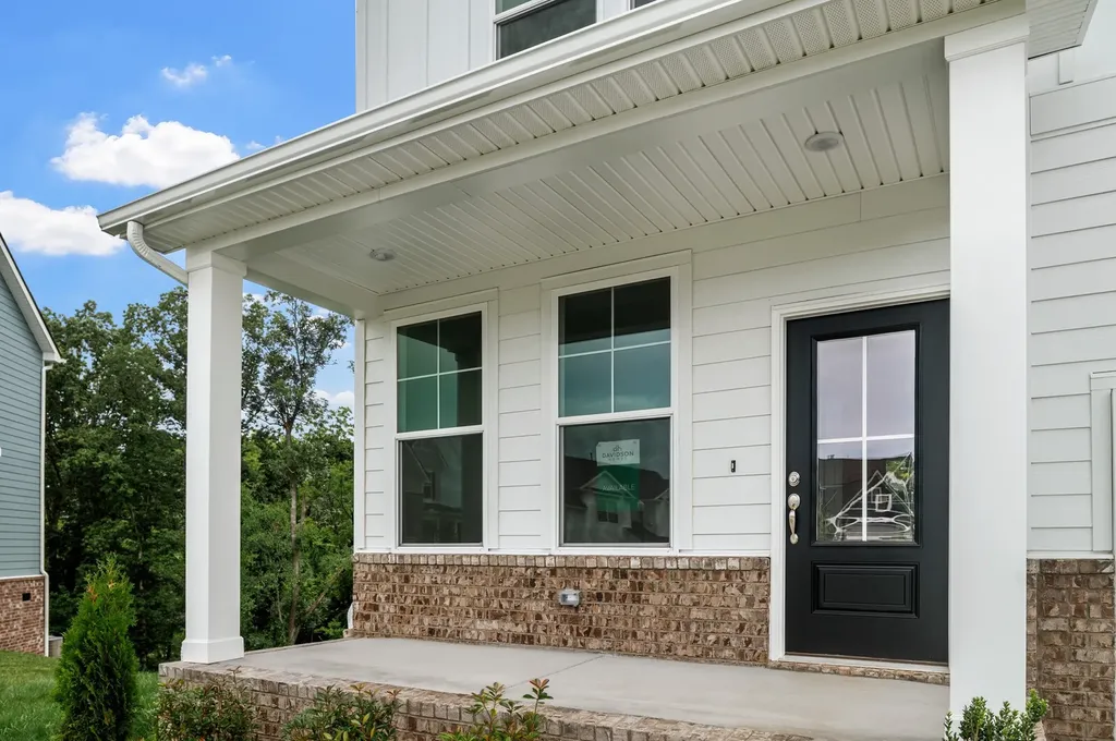 8004 Netterfield Drive White House TN 37188