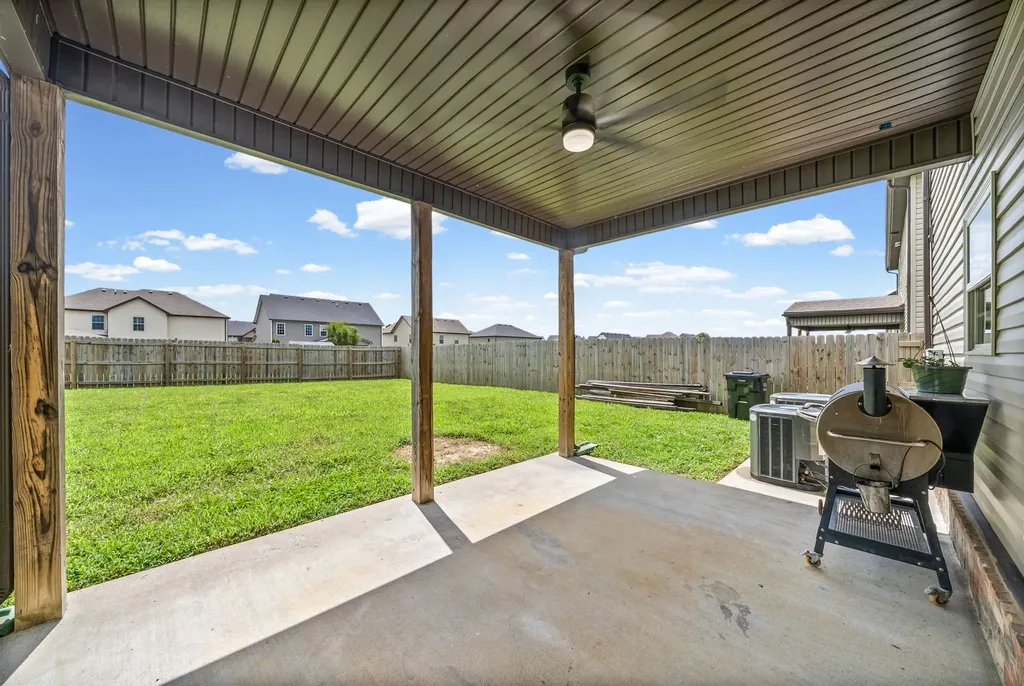 1381 Millet Drive Clarksville TN 37040