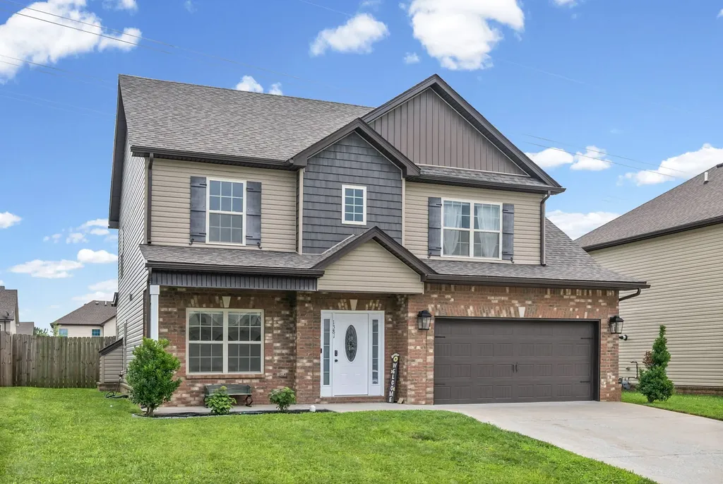 1381 Millet Drive Clarksville TN 37040