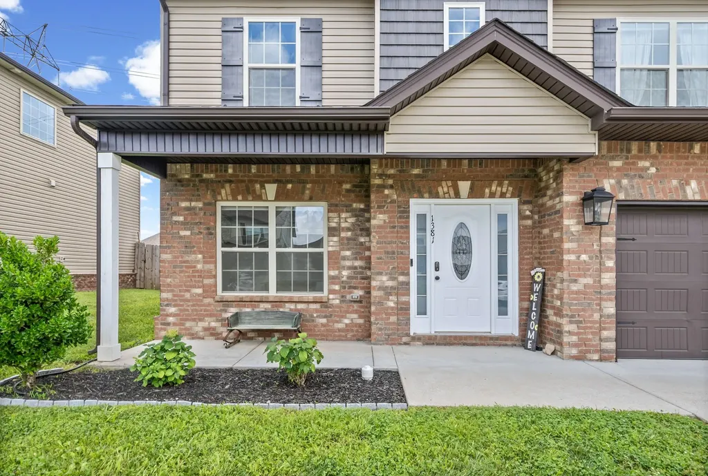 1381 Millet Drive Clarksville TN 37040